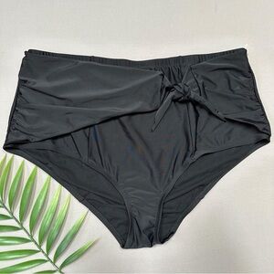NWOT! TORRID black front tie bikini swim bottoms, 4X.